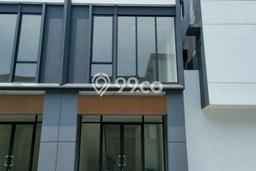 Ruko Dijual di Tangerang LT 67m2 & LB 109m2 Lokasi Terbaik! Ruko Dijual di Tangerang LT 67m2 & LB 109m2 Lokasi Terbaik!