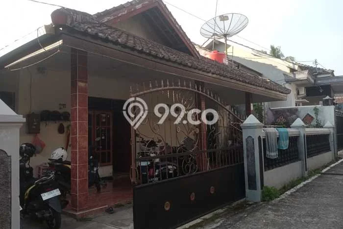 Jual Rumah Favorit Siap Huni LB 170m2 di Mertoyudan, Magelang Jual Rumah Favorit Siap Huni LB 170m2 di Mertoyudan, Magelang