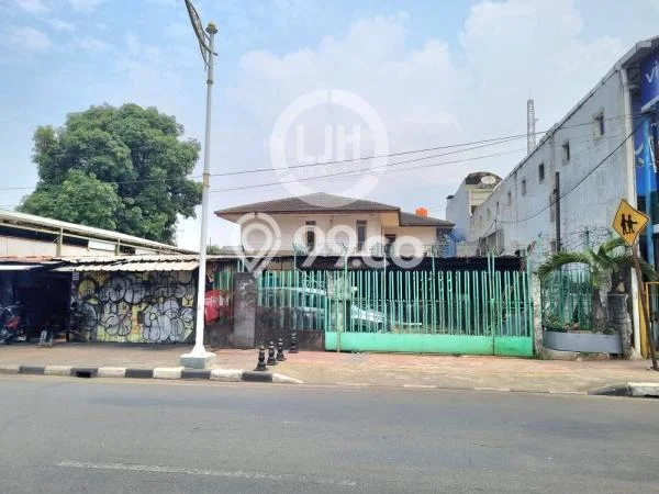 Hunian Bagus Disewakan Harga Murah Kawasan Strategis Jakarta Barat Hunian Bagus Disewakan Harga Murah Kawasan Strategis Jakarta Barat