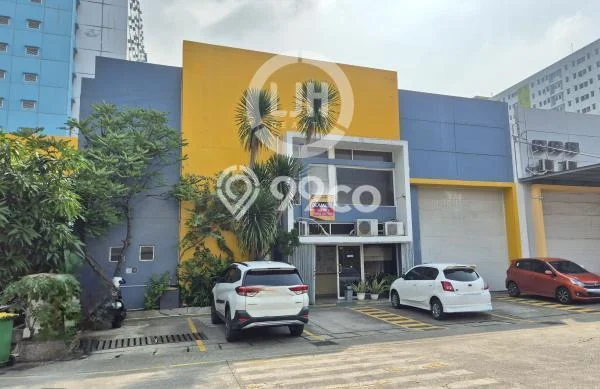 Unit Gudang Disewa Lokasi Cakung, Jakarta Timur Spesifikasi Luas Bangunan 1177m2 Unit Gudang Disewa Lokasi Cakung, Jakarta Timur Spesifikasi Luas Bangunan 1177m2