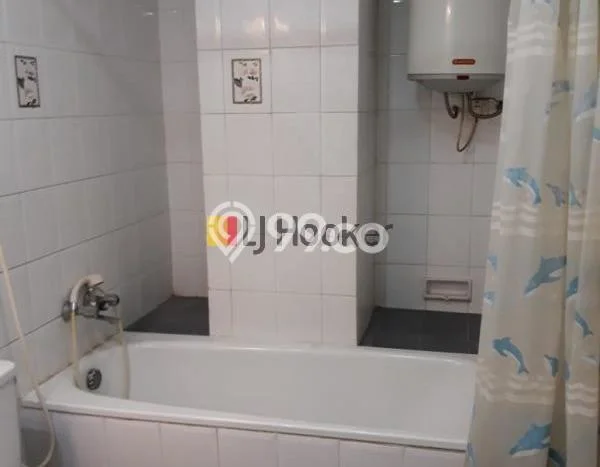 Apartemen Disewa Murah 3 KT / 3 KM di Kelapa Gading, Jakarta Utara Apartemen Disewa Murah 3 KT / 3 KM di Kelapa Gading, Jakarta Utara