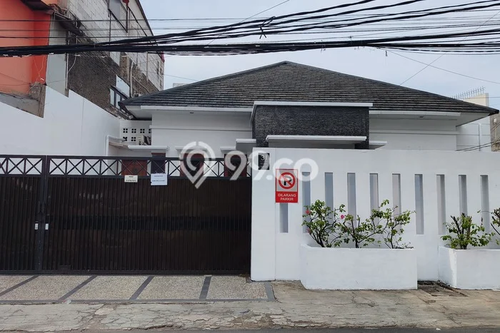 Sewa cepat hunian minimalis lokasi strategis 4 Kamar di Mampang Prapatan, Jakarta Selatan Sewa cepat hunian minimalis lokasi strategis 4 Kamar di Mampang Prapatan, Jakarta Selatan