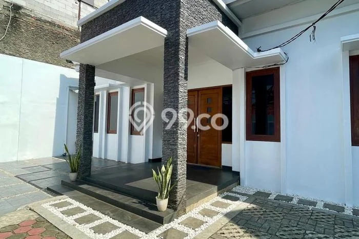 Sewa cepat hunian minimalis lokasi strategis 4 Kamar di Mampang Prapatan, Jakarta Selatan Sewa cepat hunian minimalis lokasi strategis 4 Kamar di Mampang Prapatan, Jakarta Selatan
