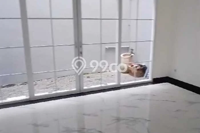 Disewakan Cepat Rumah Kondisi Baik di Kawasan Mampang Prapatan, Jakarta Selatan Disewakan Cepat Rumah Kondisi Baik di Kawasan Mampang Prapatan, Jakarta Selatan