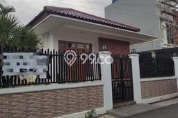 Rumah kawasan Pasar Minggu, 3 KT, Pemandangan Indah, Luas 400m² LB 275m² Rumah kawasan Pasar Minggu, 3 KT, Pemandangan Indah, Luas 400m² LB 275m²