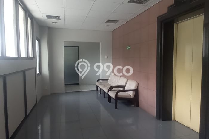 Unit Kantor Dijual di Jakarta Barat LT 1000m2 & LB 2000m2 Unit Kantor Dijual di Jakarta Barat LT 1000m2 & LB 2000m2