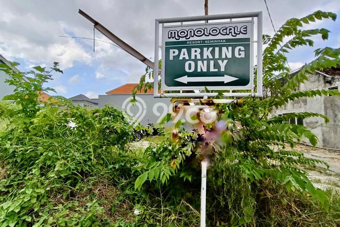 Tanah Disewakan Lokasi Badung Seluas 300m2 Strategis dan Aman Tanah Disewakan Lokasi Badung Seluas 300m2 Strategis dan Aman