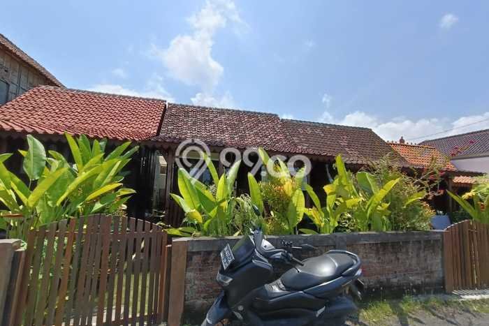 Vila Strategis Kawasan , Area 0m2m², Kawasan Asri, Tersedia Vila Strategis Kawasan , Area 0m2m², Kawasan Asri, Tersedia