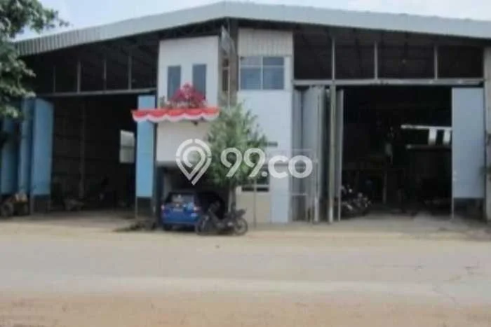 PROSPEK BAGUS! Gudang di Karawang Timur, Luas 856m², Tingkat ROI Tinggi PROSPEK BAGUS! Gudang di Karawang Timur, Luas 856m², Tingkat ROI Tinggi