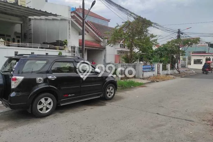 Rumah Nyaman 1 KT LB 100m2 Kondisi Bagus di Pejuang Rumah Nyaman 1 KT LB 100m2 Kondisi Bagus di Pejuang