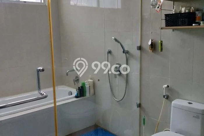 Rumah sewa siap huni 5 KT di Jakarta Garden City, Jakarta Timur Rumah sewa siap huni 5 KT di Jakarta Garden City, Jakarta Timur