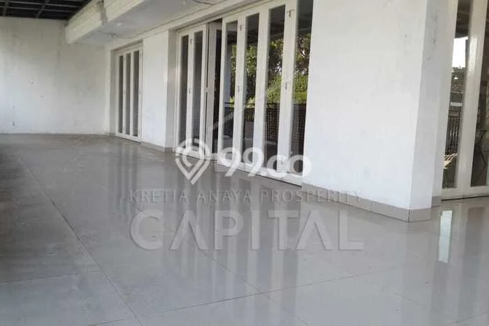 Komersial untuk Disewa di Pusat Bandung Luas Bangunan 500m2 Komersial untuk Disewa di Pusat Bandung Luas Bangunan 500m2