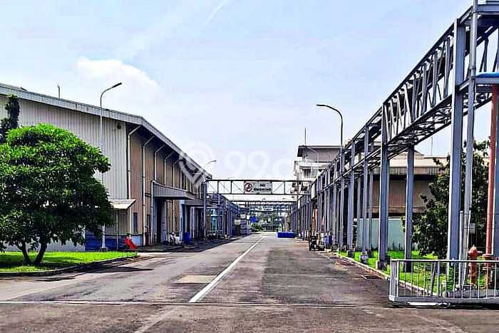 Dijual! Pabrik di Jababeka Bekasi LT 40010m2 / LB 13138m2 Kawasan Bisnis Dijual! Pabrik di Jababeka Bekasi LT 40010m2 / LB 13138m2 Kawasan Bisnis