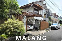 Rumah Luxury Modern Tanpa Renovasi di Tidar Malang Rumah Luxury Modern Tanpa Renovasi di Tidar Malang
