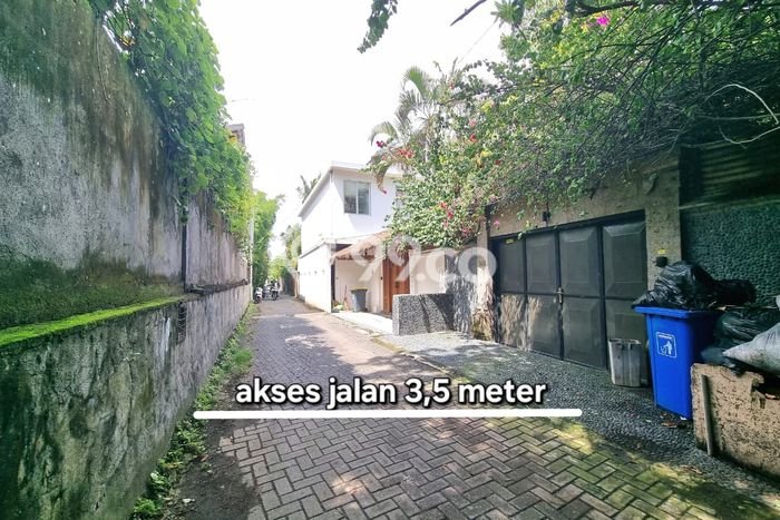 Tanah Dijual Area Strategis di Seminyak Badung 177m2 Tanah Dijual Area Strategis di Seminyak Badung 177m2