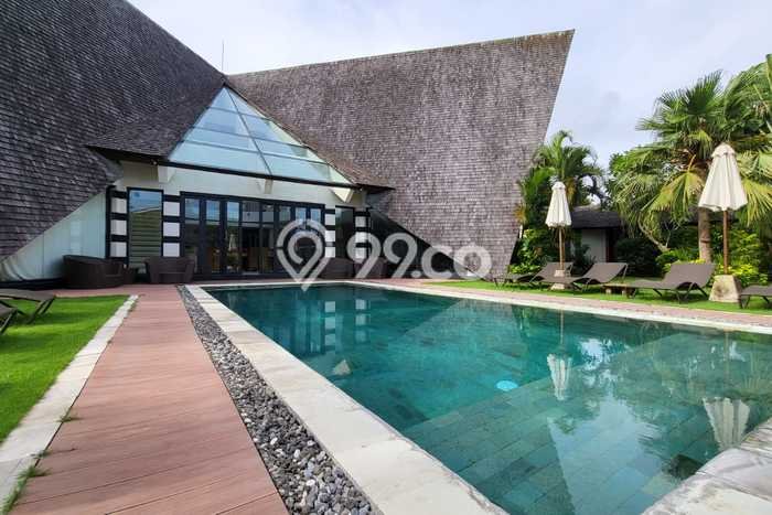 DIJUAL! Vila Kawasan , Area 951m2m², Akses ke Pusat Kota DIJUAL! Vila Kawasan , Area 951m2m², Akses ke Pusat Kota