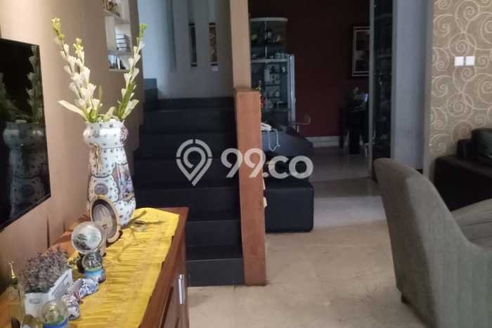 Rumah Elit Modern Tanpa Renovasi di Citra Grand Jakarta Timur Rumah Elit Modern Tanpa Renovasi di Citra Grand Jakarta Timur