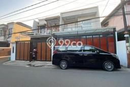 Siap Huni Rumah Mewah 4 Kamar di Jagakarsa Dekat ke Mana Saja Siap Huni Rumah Mewah 4 Kamar di Jagakarsa Dekat ke Mana Saja