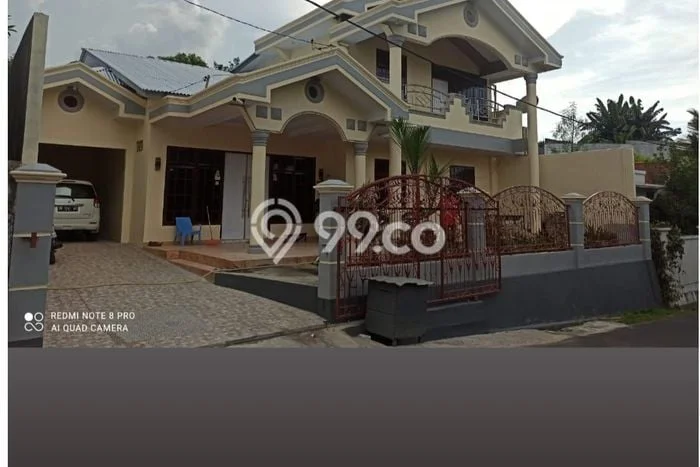 Rumah di Malalayang, Manado, LT 300m2m² LB 120m2m² Rumah di Malalayang, Manado, LT 300m2m² LB 120m2m²