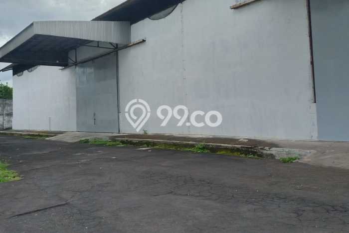 Unit Gudang Tersedia di Bitung Tengah Spesifikasi LB 1500m2 Unit Gudang Tersedia di Bitung Tengah Spesifikasi LB 1500m2