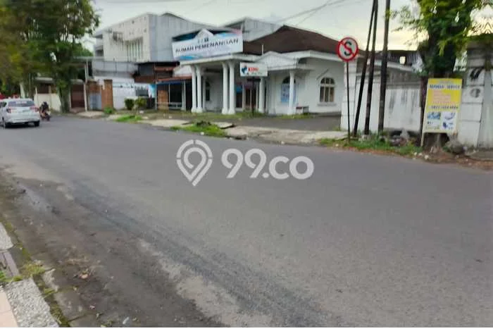 LOKASI STRATEGIS! Komersial Disewakan di Tikala, Luas 600m2m², Kawasan Berkembang LOKASI STRATEGIS! Komersial Disewakan di Tikala, Luas 600m2m², Kawasan Berkembang