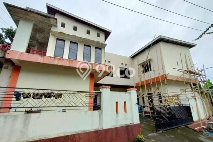 For Sale Rumah 15 Kamar Lokasi Ideal Nyaman dan Strategis di Malalayang For Sale Rumah 15 Kamar Lokasi Ideal Nyaman dan Strategis di Malalayang