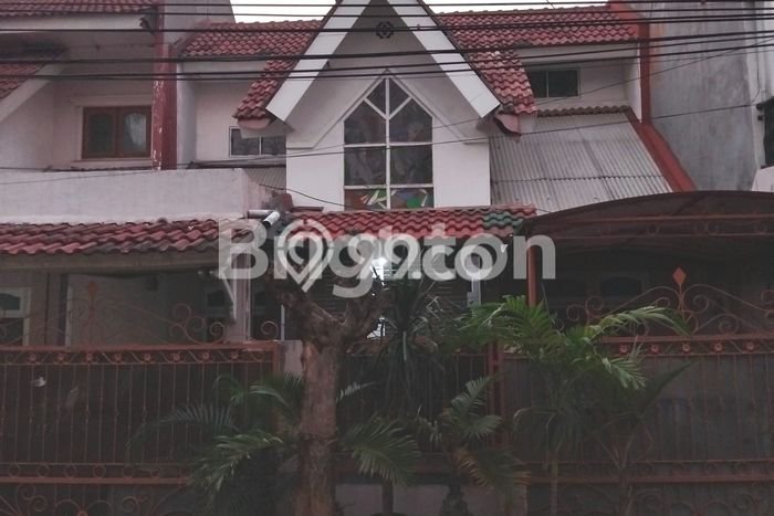 Dijual Rumah 4 Kamar Lokasi Strategis Nyaman dan Strategis di Ciledug Dijual Rumah 4 Kamar Lokasi Strategis Nyaman dan Strategis di Ciledug