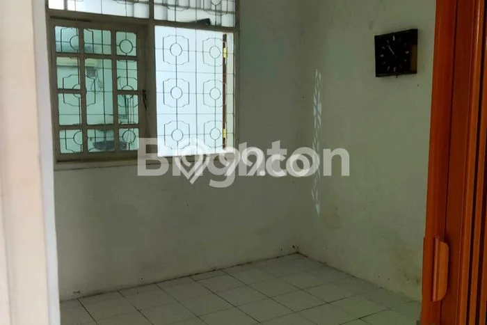 Hunian Cantik Modern Lb 120m2 di Ciledug, Tangerang Hunian Cantik Modern Lb 120m2 di Ciledug, Tangerang