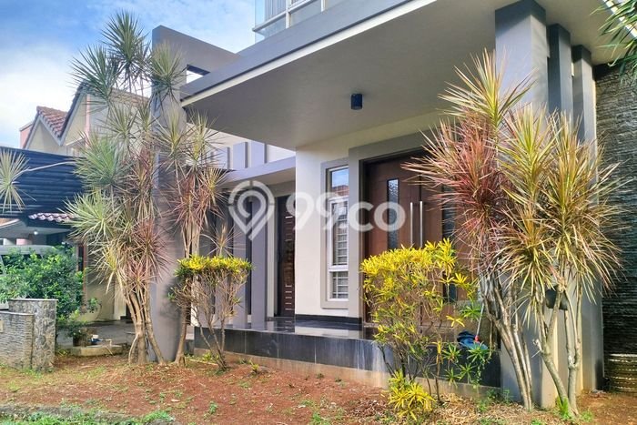Siap Huni Rumah Mewah 4 Kamar di Tangerang Dekat ke Mana Pun Siap Huni Rumah Mewah 4 Kamar di Tangerang Dekat ke Mana Pun