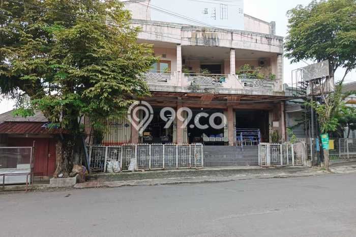 FOR SALE! Ruko di Sleman Sleman, LT 782m2, LB 600m2 FOR SALE! Ruko di Sleman Sleman, LT 782m2, LB 600m2