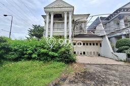 Hunian Eksklusif Siap Huni LT 309m2 di Lakarsantri, Surabaya Hunian Eksklusif Siap Huni LT 309m2 di Lakarsantri, Surabaya