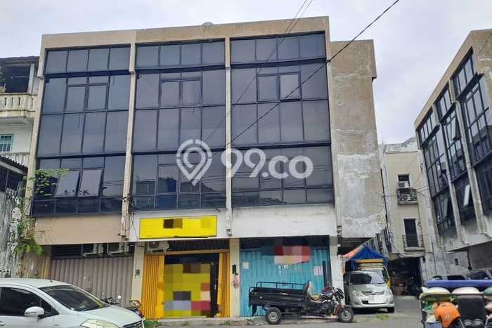 Unit Ruko Dijual di Simokerto Surabaya Luas Tanah 82m2, Luas Bangunan 200m2 Unit Ruko Dijual di Simokerto Surabaya Luas Tanah 82m2, Luas Bangunan 200m2