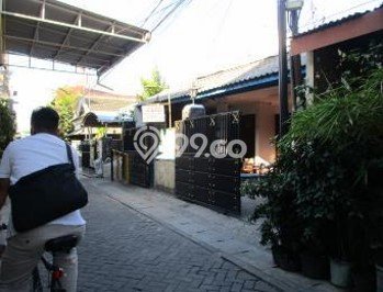 Rumah Mewah Siap Huni LT 667m2 di Sukolilo, Surabaya Rumah Mewah Siap Huni LT 667m2 di Sukolilo, Surabaya