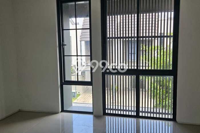 Rumah Disewakan Surabaya LT 50m2 LB 63m2 Area Gununganyar Rumah Disewakan Surabaya LT 50m2 LB 63m2 Area Gununganyar
