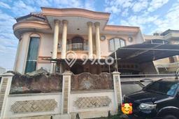 Rumah Elit Modern Tanpa Renovasi di Meruya Jakarta Barat Rumah Elit Modern Tanpa Renovasi di Meruya Jakarta Barat