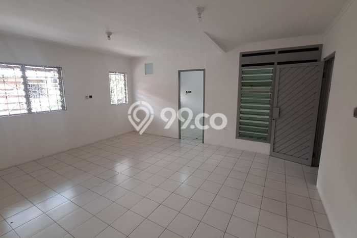Rumah sewa siap pakai 6 Kamar Tidur di Jelambar, Jakarta Barat Rumah sewa siap pakai 6 Kamar Tidur di Jelambar, Jakarta Barat