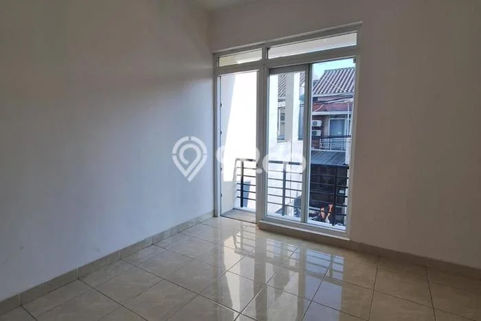 BEST LOCATION! Rumah kawasan , Akses ke Stasiun, 2 KT, Luas 48m2m² LB 96m2m² BEST LOCATION! Rumah kawasan , Akses ke Stasiun, 2 KT, Luas 48m2m² LB 96m2m²