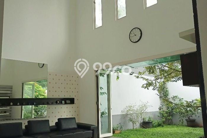 Rumah Mewah LB 750m2 Siap Pakai Desain Elegan di BSD Bukit Golf, Tangerang Rumah Mewah LB 750m2 Siap Pakai Desain Elegan di BSD Bukit Golf, Tangerang