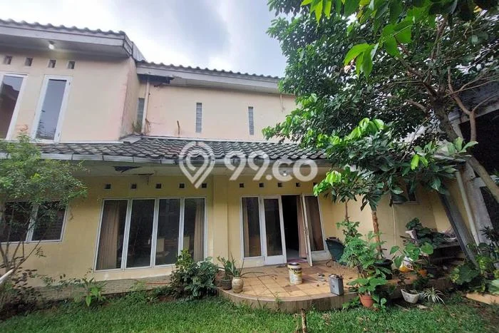 Dijual Rumah Premium dengan Fasilitas Sekitar Komplit di BSD, Tangerang Selatan Dijual Rumah Premium dengan Fasilitas Sekitar Komplit di BSD, Tangerang Selatan