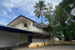 Rumah Elit LB 1000m2 Siap Huni Desain Elegan di Kemang, Jakarta Selatan Rumah Elit LB 1000m2 Siap Huni Desain Elegan di Kemang, Jakarta Selatan