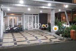 For Sale! Luxury House LT 144m2 Desain Modern di Summarecon Bekasi For Sale! Luxury House LT 144m2 Desain Modern di Summarecon Bekasi