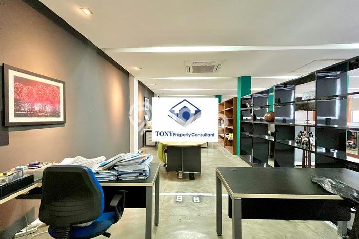 Komersial Dijual di Jakarta Selatan LT 307m2 & LB 600m2 Lokasi Terbaik! Komersial Dijual di Jakarta Selatan LT 307m2 & LB 600m2 Lokasi Terbaik!