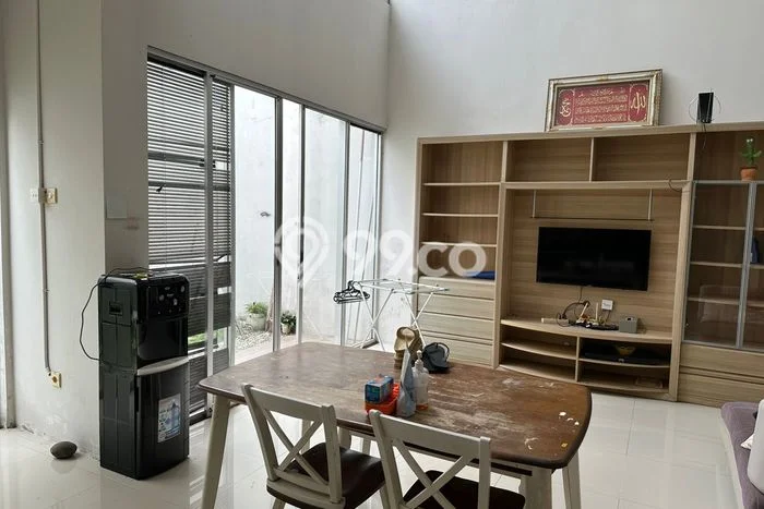 Rumah di Alang Alang Lebar, Lingkungan Asri, 4 KT Rumah di Alang Alang Lebar, Lingkungan Asri, 4 KT