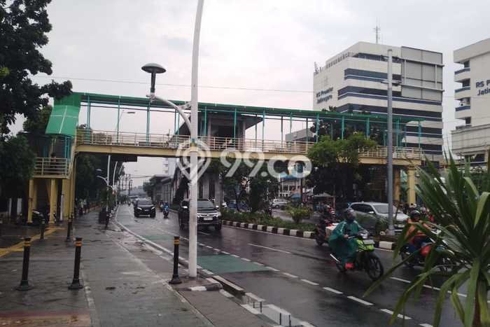 Dijual Ruko di Jatinegara Jakarta Timur LT 328m2 / LB 328m2 Dijual Ruko di Jatinegara Jakarta Timur LT 328m2 / LB 328m2