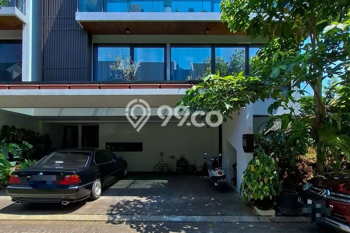 Rumah Elit Modern Tanpa Renovasi di Lebak Bulus Jakarta Selatan Rumah Elit Modern Tanpa Renovasi di Lebak Bulus Jakarta Selatan