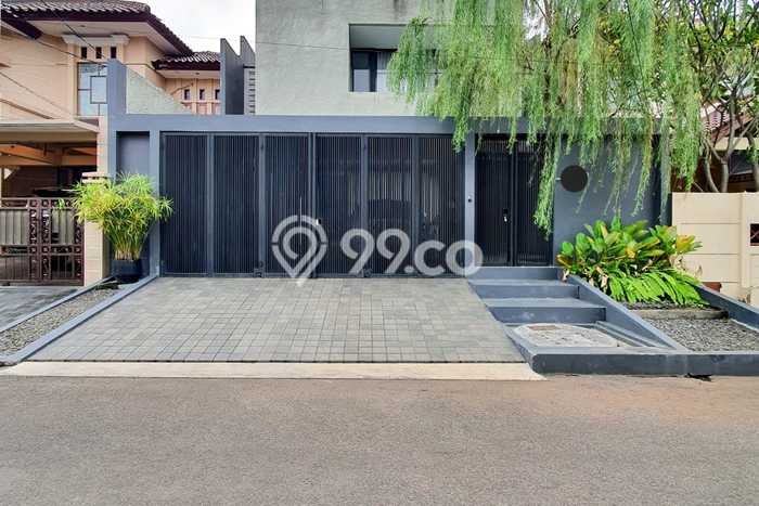 Dijual Rumah Luas Megah Dengan View Cantik di Bintaro, Jakarta Selatan Dijual Rumah Luas Megah Dengan View Cantik di Bintaro, Jakarta Selatan