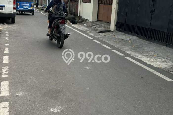 Rumah Cantik Siap Huni Di Senen Luas 110m2 Lokasi Strategis Rumah Cantik Siap Huni Di Senen Luas 110m2 Lokasi Strategis