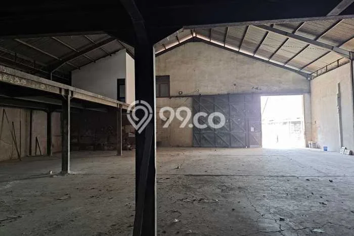 Unit Gudang Disewakan di Pondok Pinang di Area Ramai & Strategis Unit Gudang Disewakan di Pondok Pinang di Area Ramai & Strategis