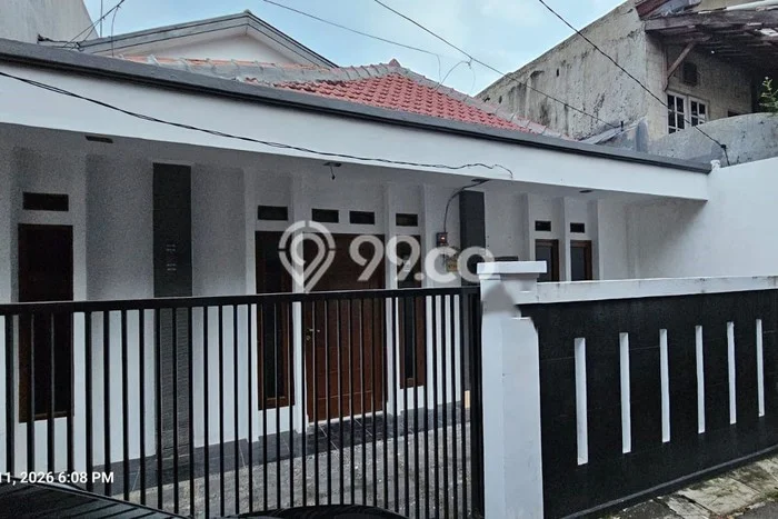 Lokasi strategis! Rumah siap pakai dikontrakkan di Tebet LB 256m2 Lokasi strategis! Rumah siap pakai dikontrakkan di Tebet LB 256m2