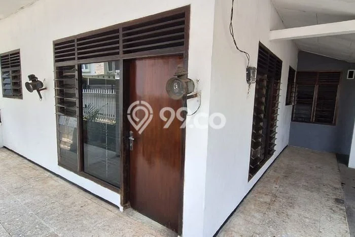 Rumah Disewakan Jakarta Barat LT 100m2 LB 100m2 Area Kemanggisan Rumah Disewakan Jakarta Barat LT 100m2 LB 100m2 Area Kemanggisan